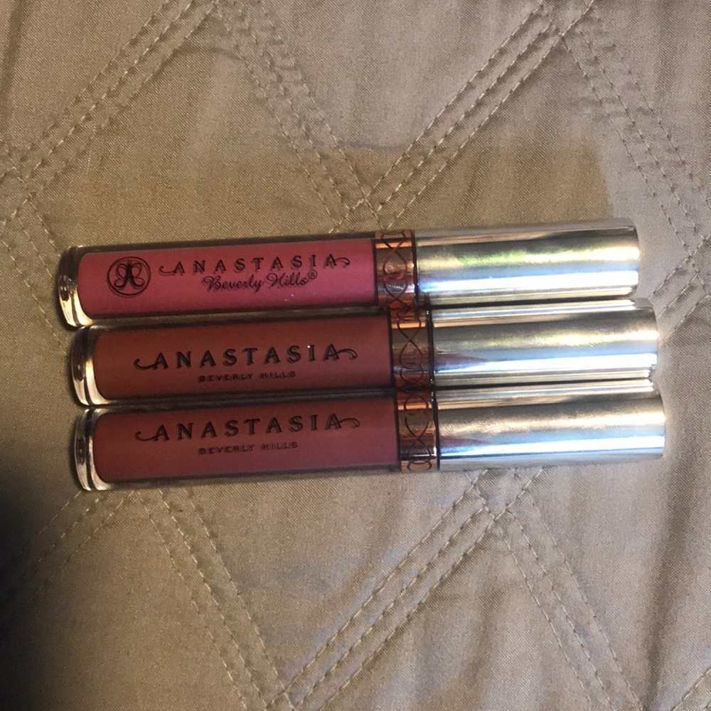 Anastasia Beverly Hills liquid lipstick
